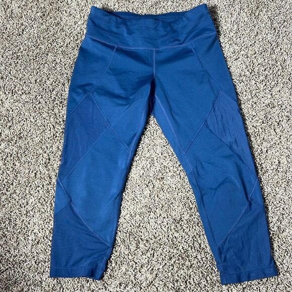Athleta Mesh Sonar Capri Blue Athletic Crop Leggings Size Small - Picture 2 of 10